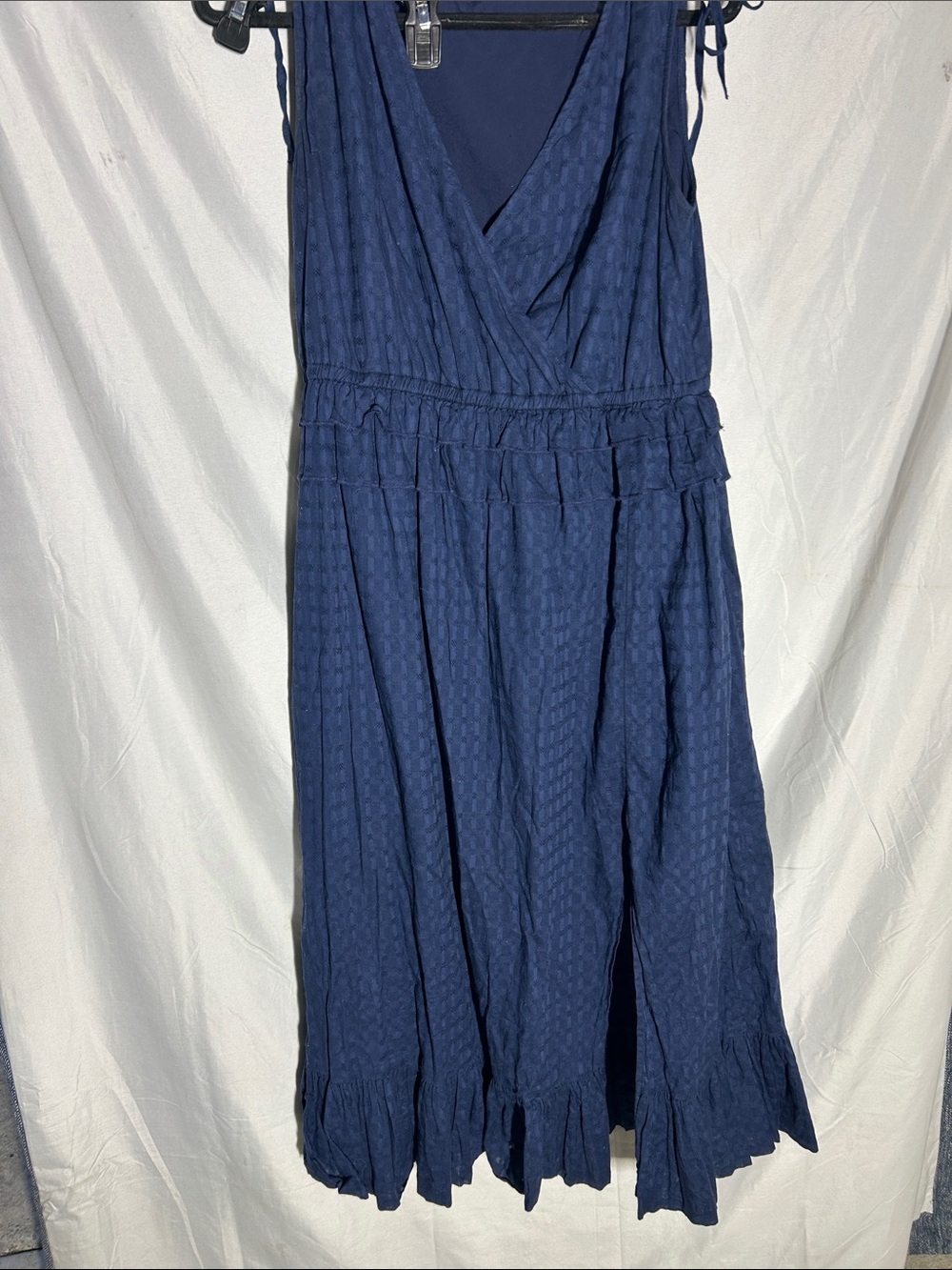 Caslon Navy Textured Sleeveless Wrap Midi Dress